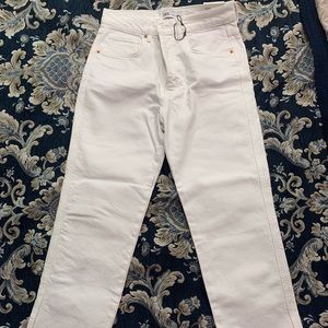 ZARA NWT split hem slim hi rise white jeans size 4